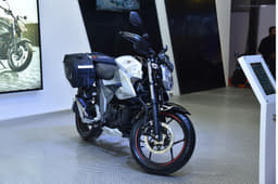 Suzuki Gixxer with accessories.