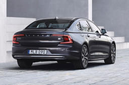 Volvo S90 Rear View