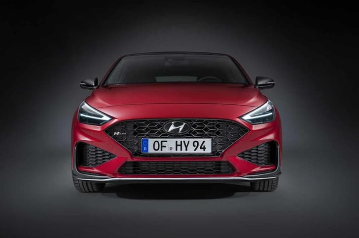2020 Hyundai i30 hatchback image gallery