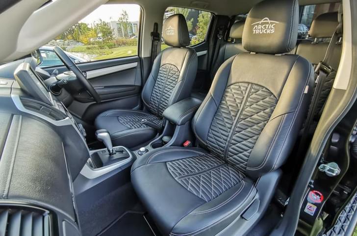 Isuzu D Max V Cross Front Row Seats