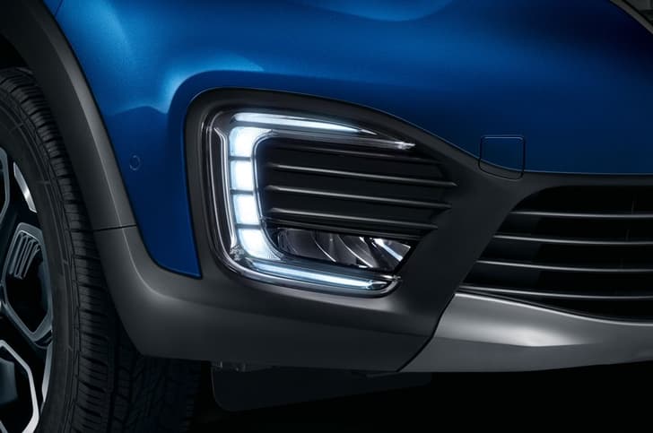 2020 Renault Captur facelift image gallery