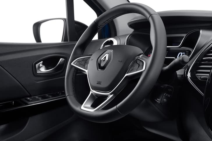 2020 Renault Captur facelift image gallery