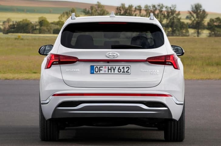 2020 Hyundai Santa Fe image gallery