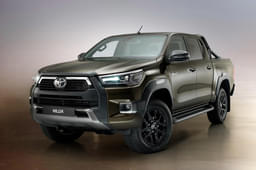 Toyota Hilux Front Right Three Quarter