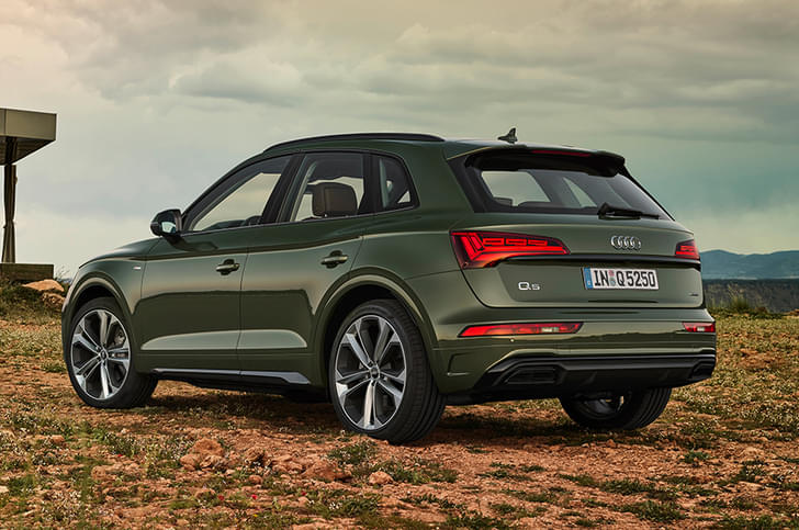Audi Q5 Rear View