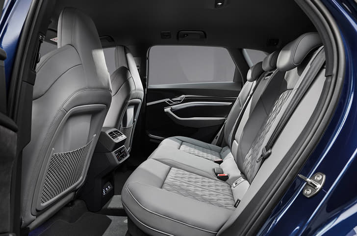 2020 Audi e-tron S image gallery