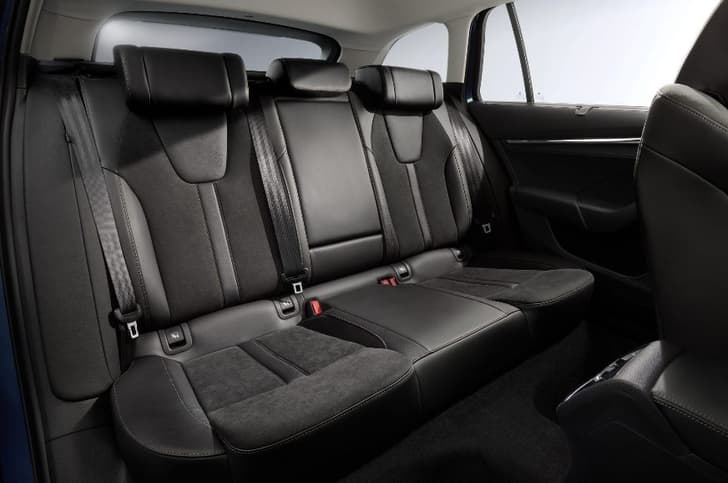 2020 Skoda Octavia Scout image gallery