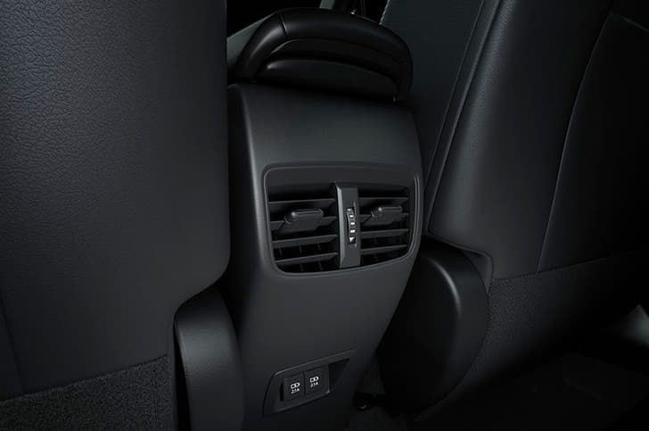 2021 Toyota Corolla Cross SUV image gallery