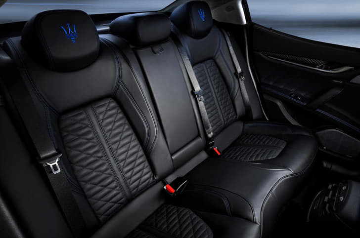 2021 Maserati Ghibli Hybrid image gallery