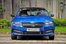 2020 Skoda Superb Sportline image gallery