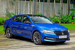 2020 Skoda Superb Sportline image gallery