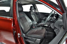 Kia Sonet Front Row Seats