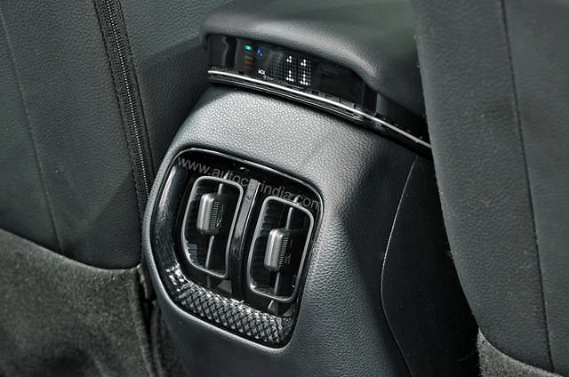 2nd Row Ac Vent Image - 14207