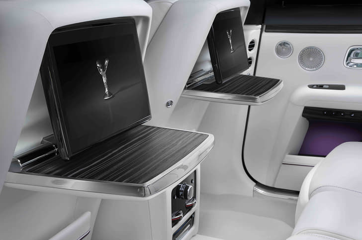 2021 Rolls-Royce Ghost image gallery