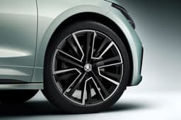 2021 Skoda Envaq iV image gallery