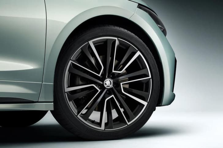 2021 Skoda Envaq iV image gallery