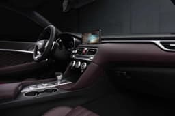 2020 Genesis G70 image gallery