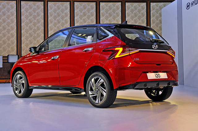 Rear View Image - 11051