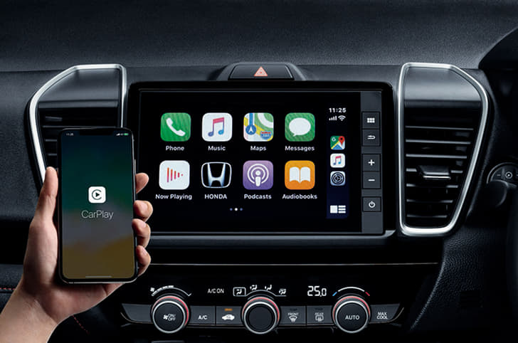 8.0-inch touchscreen also comes bundled with Honda's connected car tech.