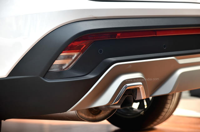 Rear View Image - 2452