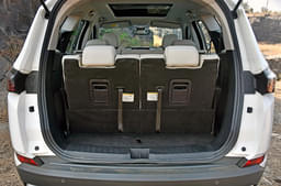 Tata Safari Front Row Seats