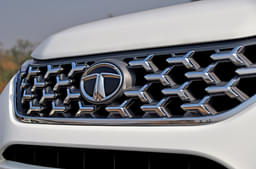 Tata Safari Chrome Front Grille