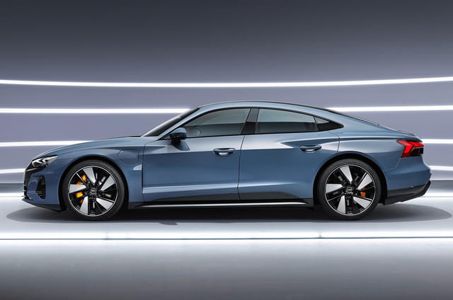 Alloy Wheels Image - 8986