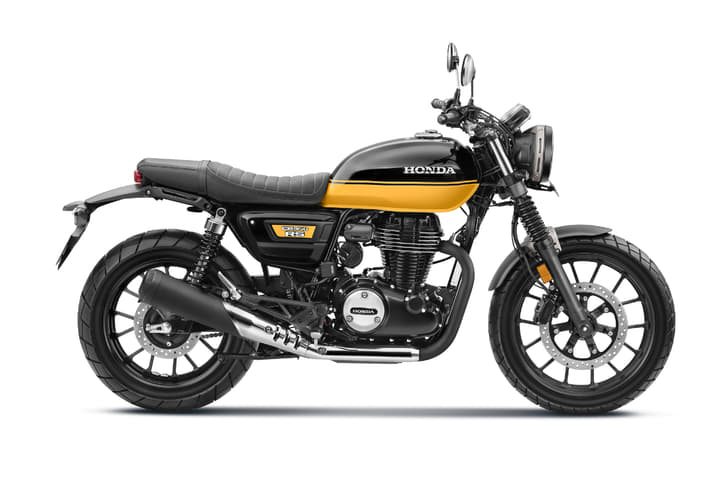 The scrambler styled Honda CB350RS costs Rs 3,000 more than the CB350 DLX Pro.