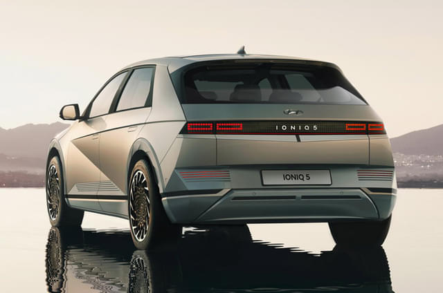 Rear View Image - 12984