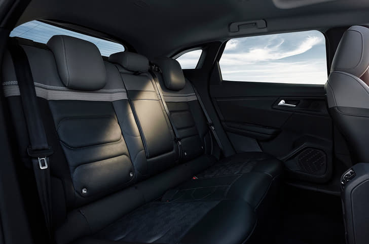 2021 Citroen C5X image gallery