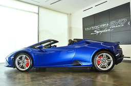 Lamborghini Huracan Evo RWD Spyder image gallery