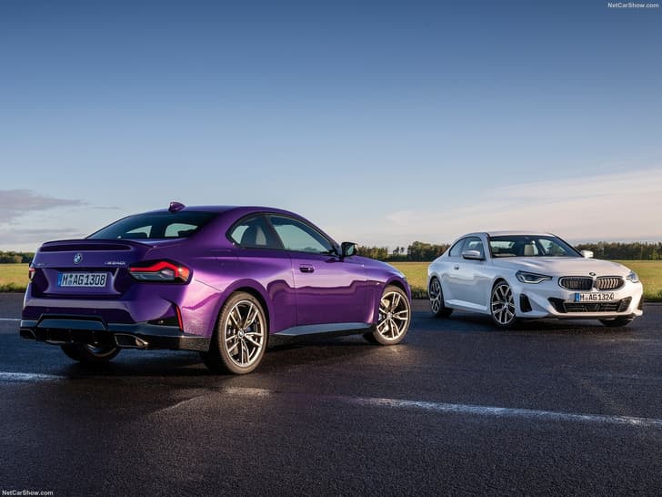 2022 BMW 2 Series Coupe image gallery