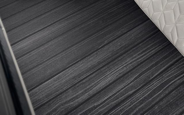 Color Black Image - 4637