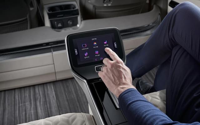 Infotainment System Image - 4616