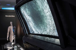 2021 Mercedes-Benz S680 Guard Image Gallery  