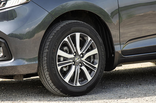 Alloy Wheels Image - 11243