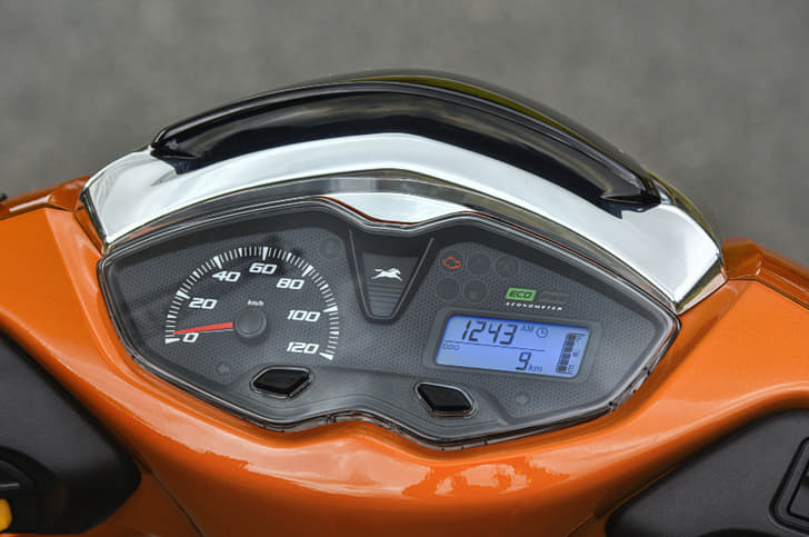 The digital display also has a read-out for fuel efficiency related information.