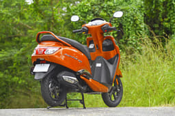 The claimed ground clearance figure of 165mm is at par with competition.