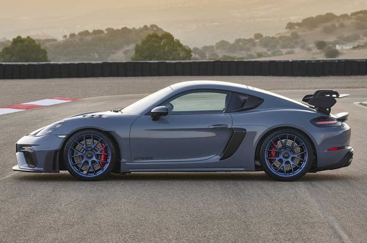 Porsche 718 Cayman GT4 RS image gallery