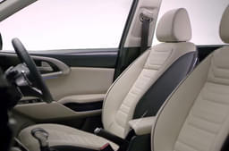 Kia Carens Front Row Seats