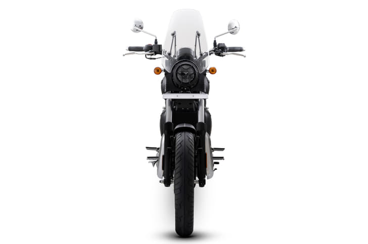 There is a distinct theme of roundness at the front of the Roadster.