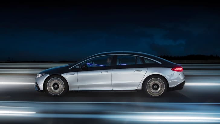 Mercedes Benz EQS side profile