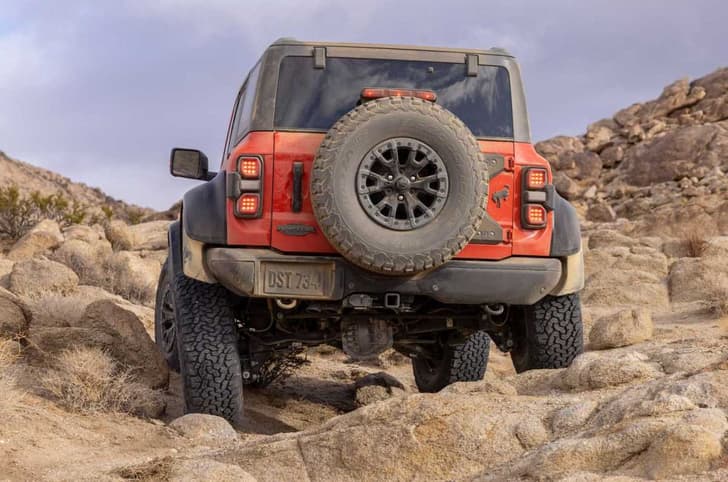 2022 Ford Bronco Raptor image gallery