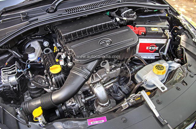 Open Bonnet Engine Shot Image - 15815
