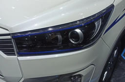 Toyota Innova Crysta Headlight