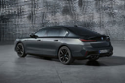 2022 BMW 7-Series image gallery 