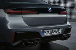 2022 BMW 7-Series image gallery 
