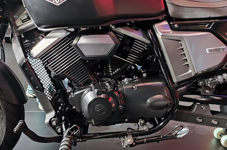 Keeway K-Light 250V engine.