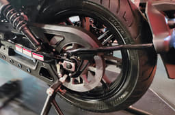 Belt drive on the Keeway K-Light 250V.