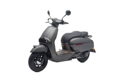 One of Keeway's three debut products for India is the Sixties 300i: a retro-style 300cc scooter.